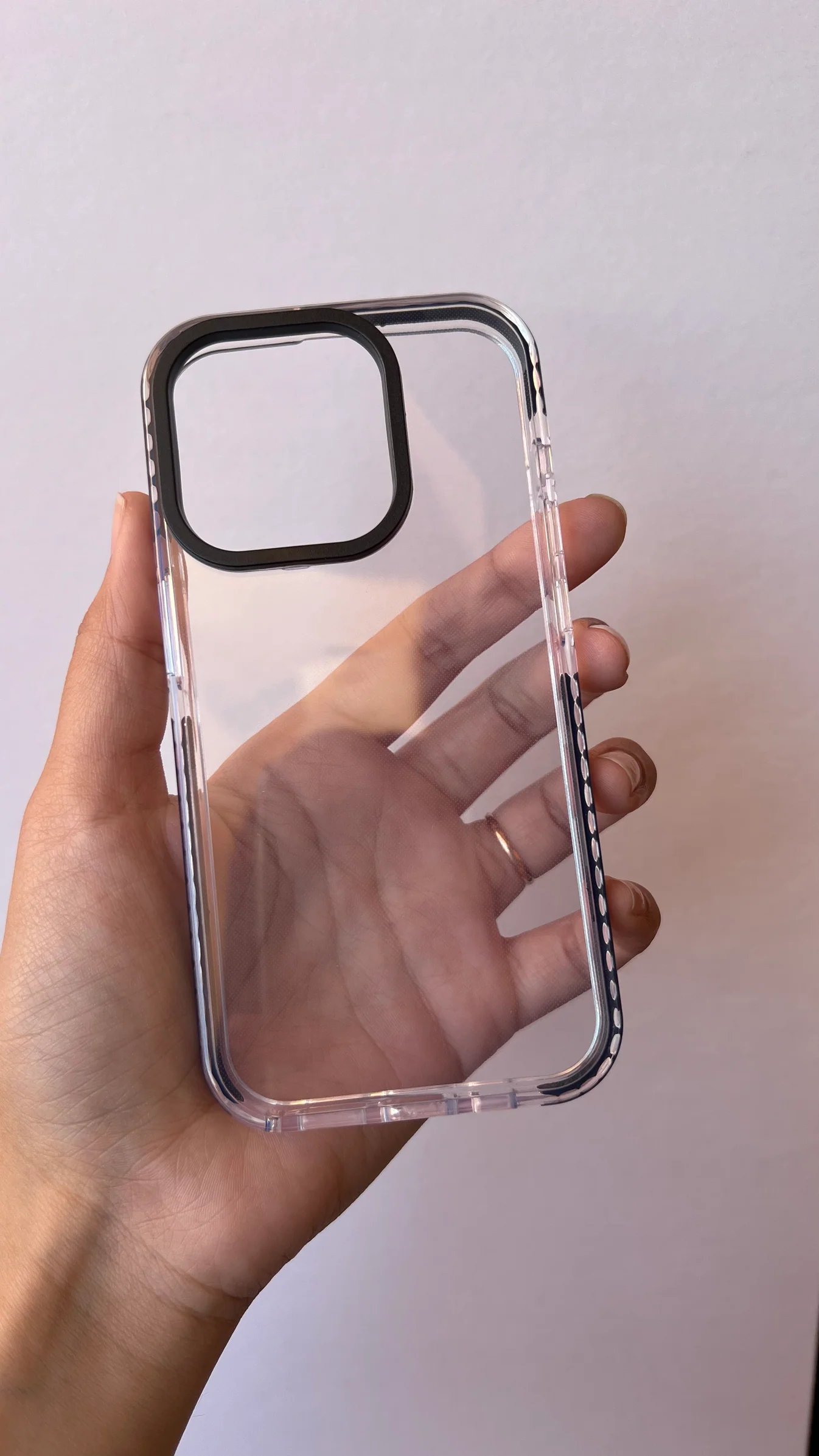 Crystal Clear Transparent iPhone Case – Slim Protective Cover with Black Camera Ring — photo 2