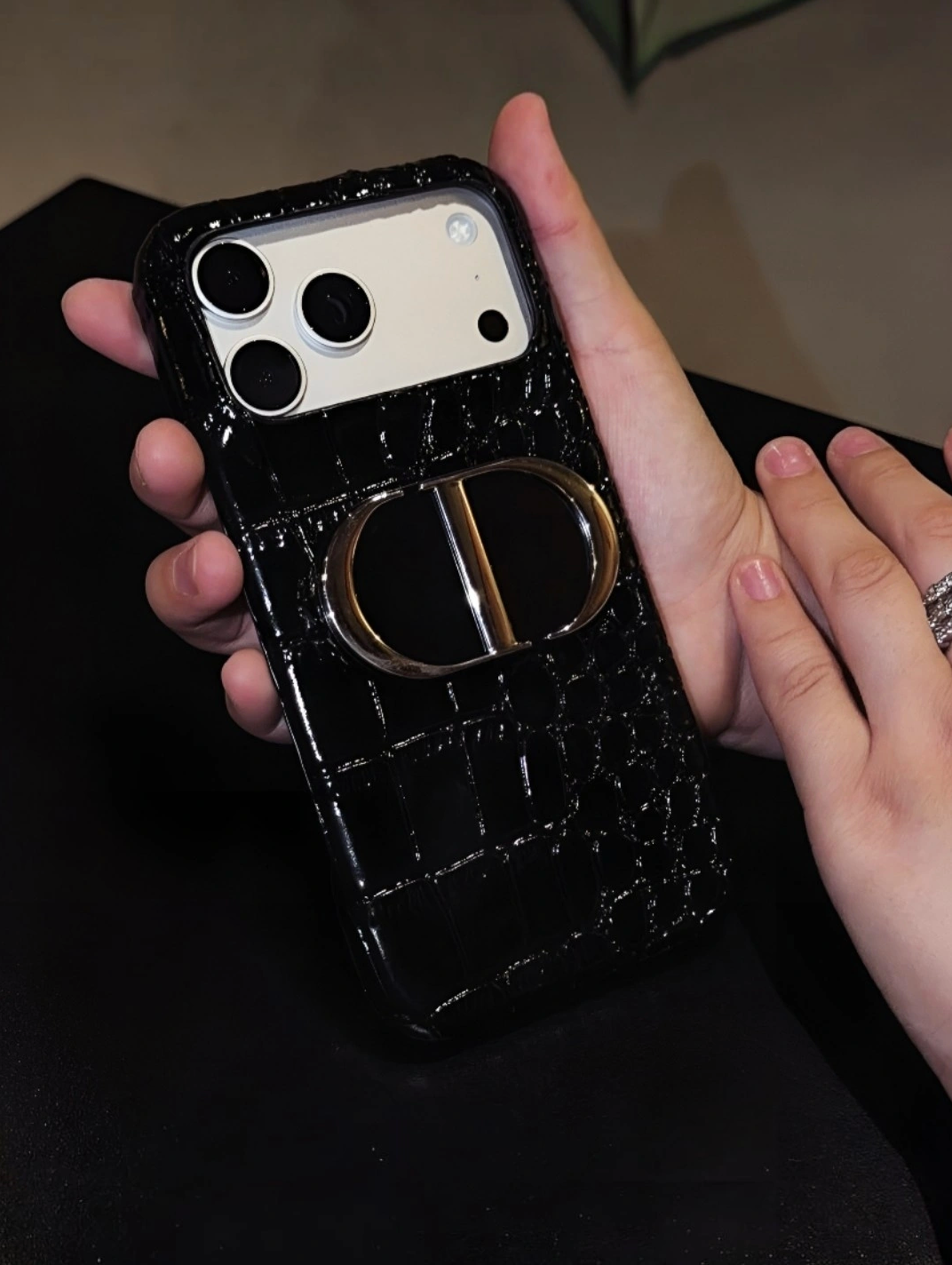 Dior-Inspired Luxury Mirror Case for iPhone  | iCase — photo 6